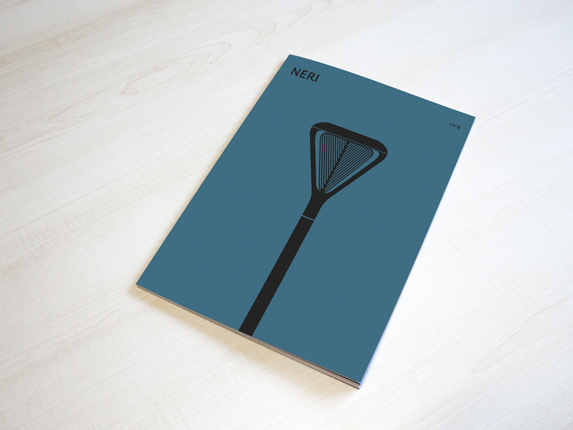 Lang: brochure out now