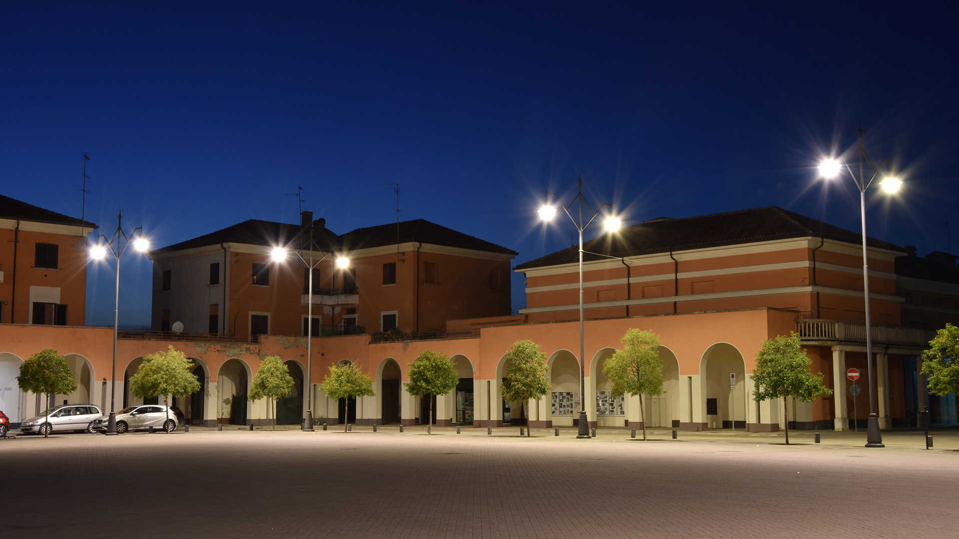 Tresigallo recupera su dimensión alienante y metafísica